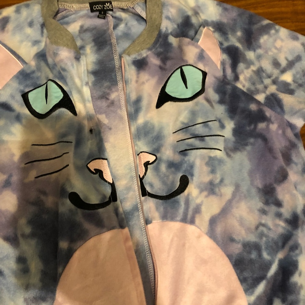 Onesie - Picture 2 of 2